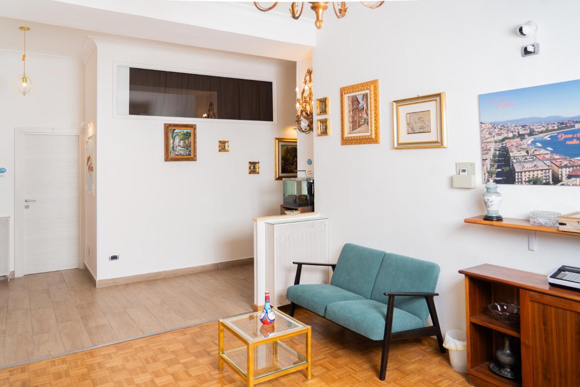 Suite Cervantes Naples Exterior photo